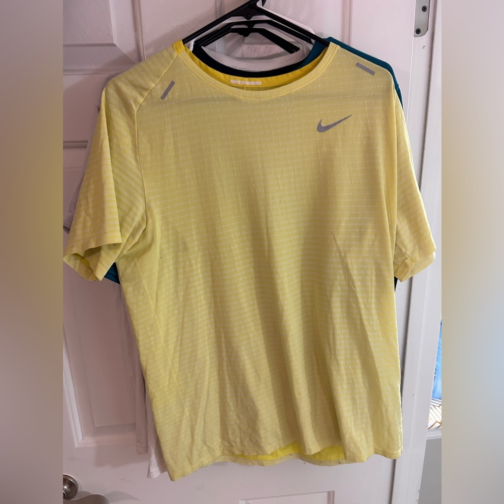 Yellow Men’s Dri Fit Nike T-shirt- Men’s Large